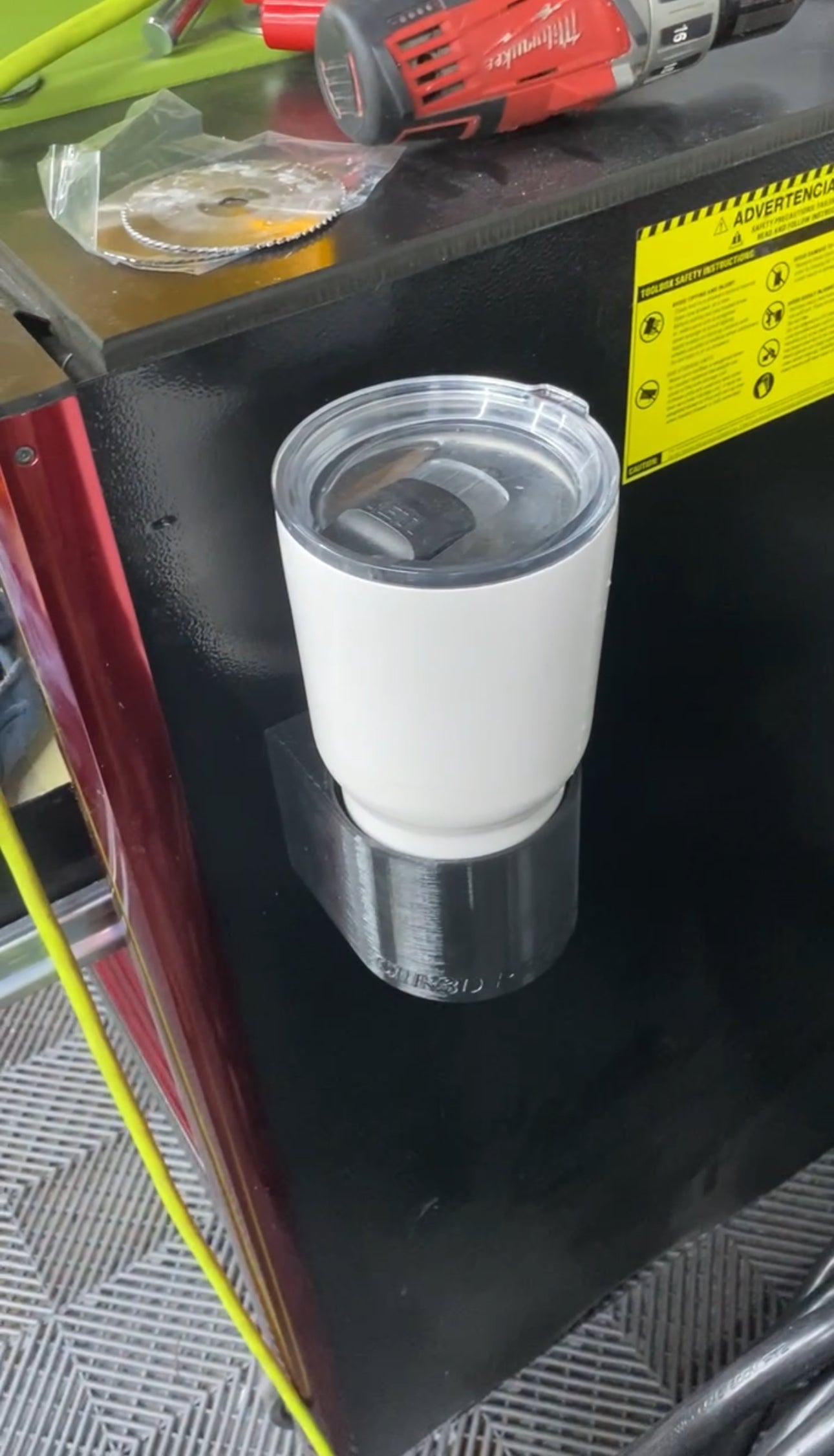 Magnetic Cup Holder
