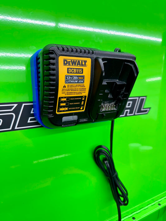 Dewalt DCB115/Mac 12V/20V Magnetic Charger Mount