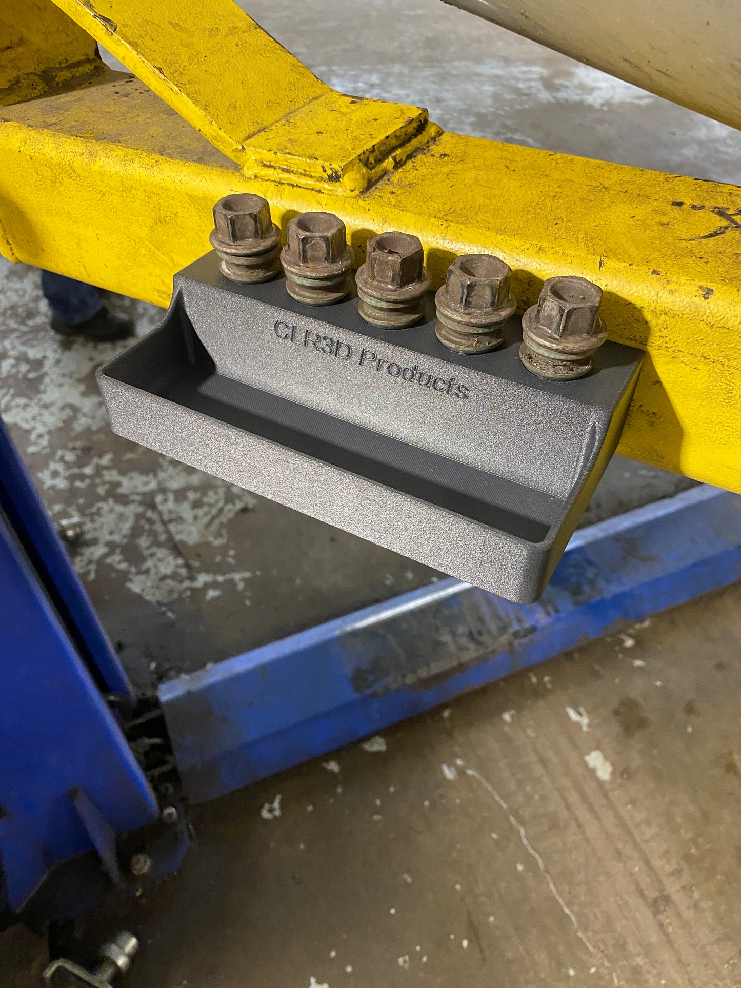 Magnetic Lug Nut Holder