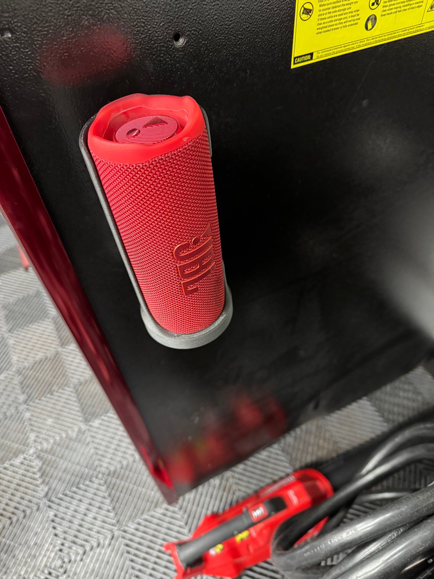 JBL Flip 6 Magnetic Mount