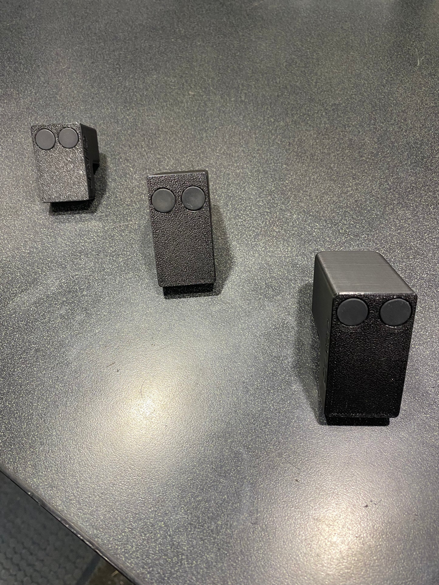 Magnetic Vertical Ratchet Holder