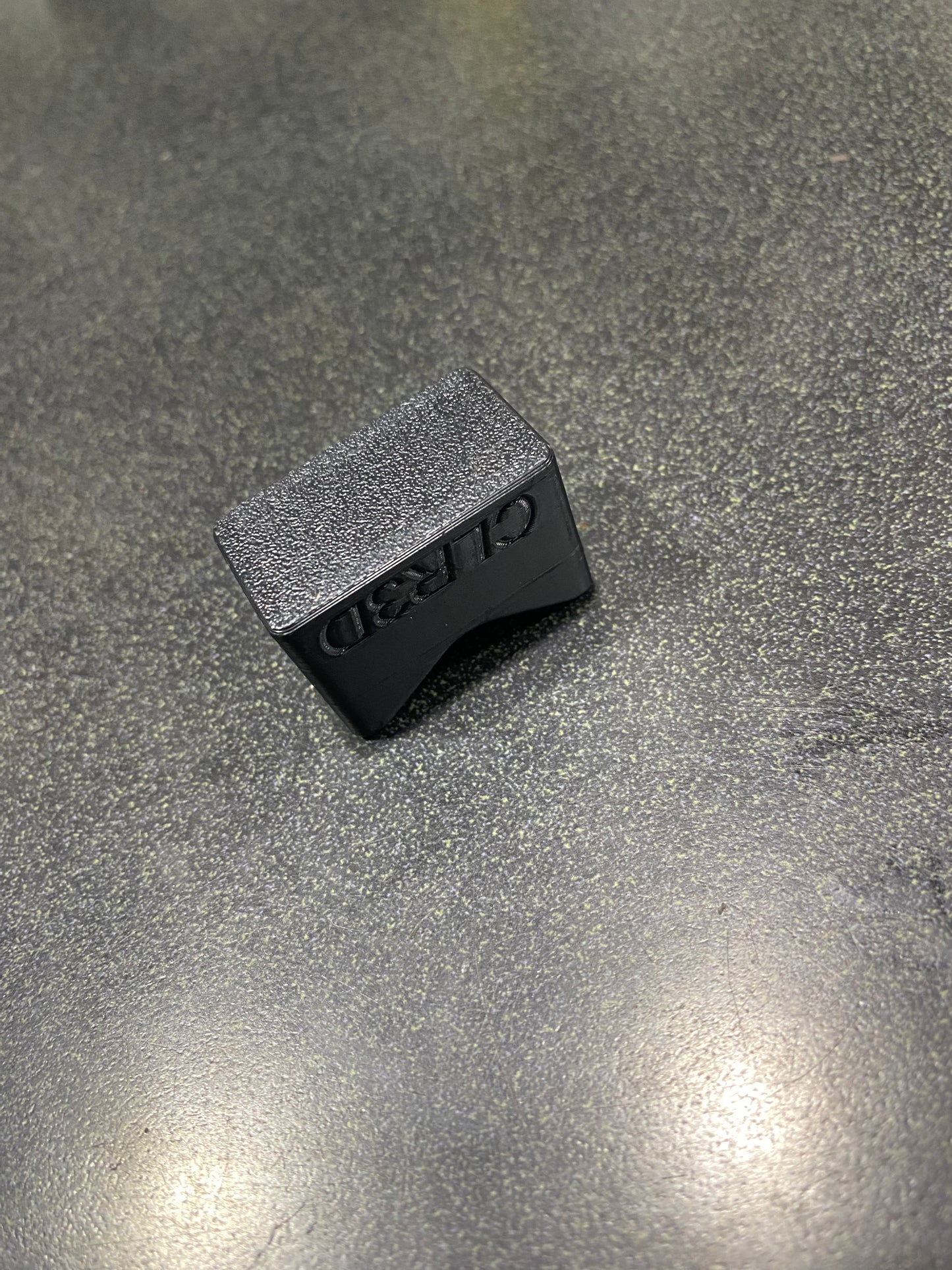 Magnetic Vertical Ratchet Holder
