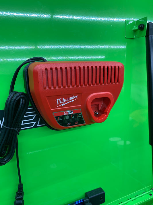 M12 Charger 48-59-2401