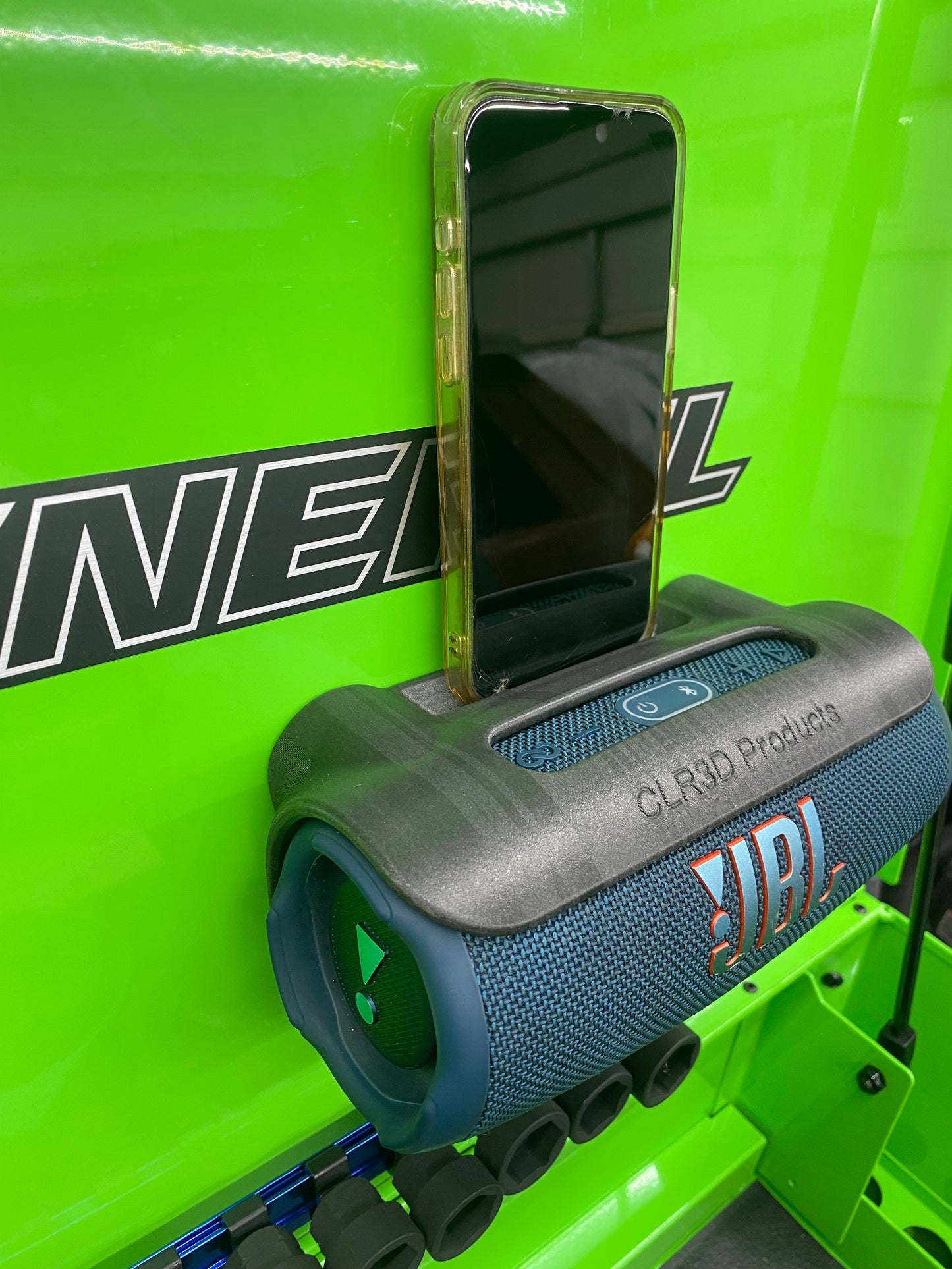 JBL Charge 4/5 Magnetic Mount