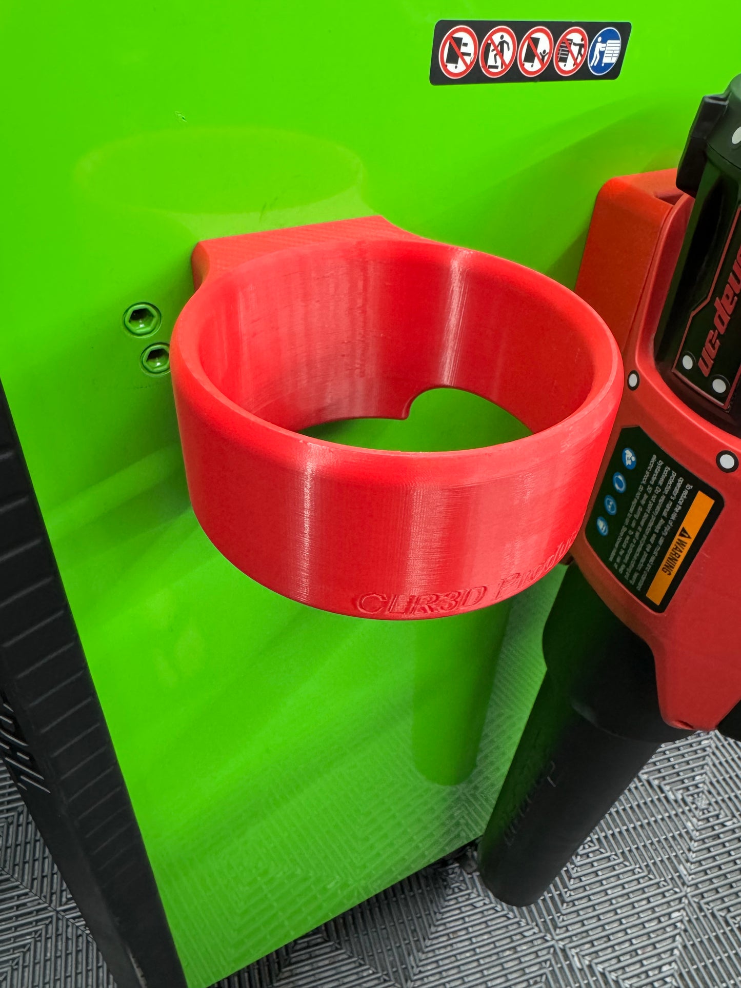 Tub O' Towels Magnetic Mount