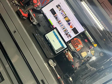 Icon Hutch Monitor Mount