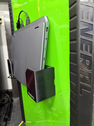 Magnetic Laptop Mount
