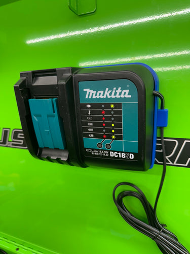 Makita DC18SD Magnetic Charger Mount