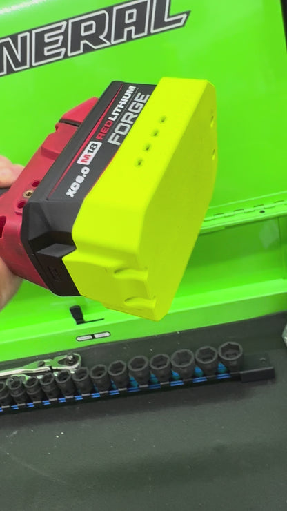 M18 Forge 6.0 Magnetic Battery Cover
